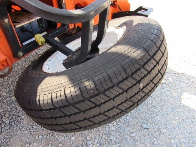 2018 JLG T500J-16