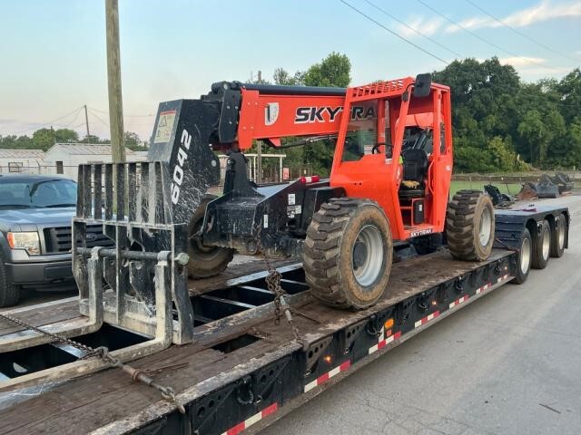 2024 JLG 6042