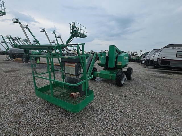 2016 JLG 340AJ-2