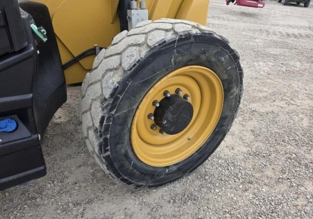 2020 CAT TL1055D-12