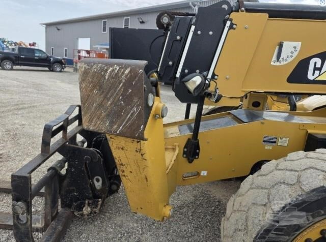 2020 CAT TL1055D-20