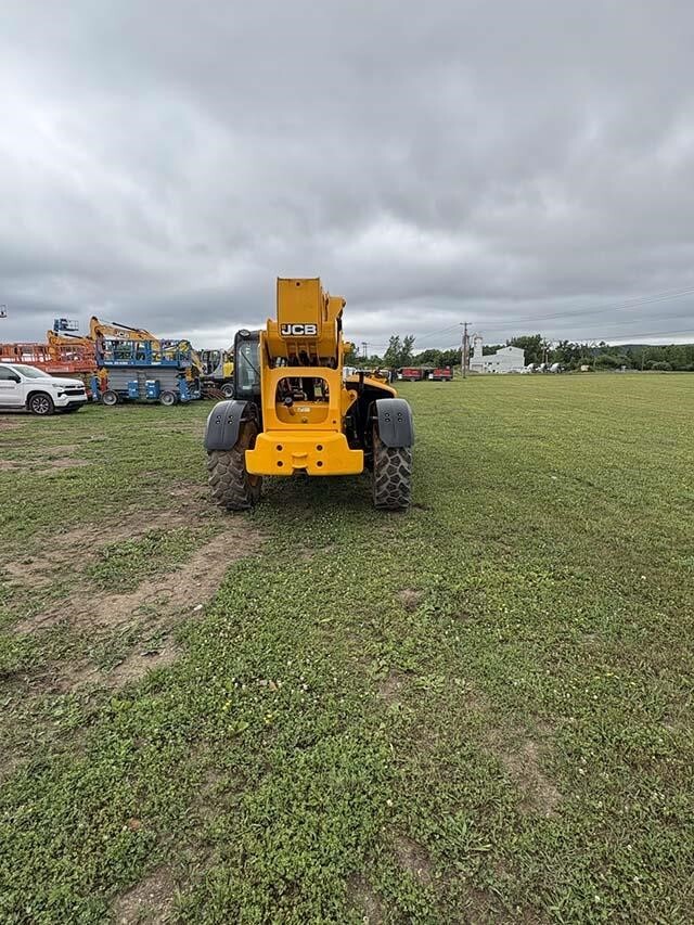 2016 JCB 510-56-4