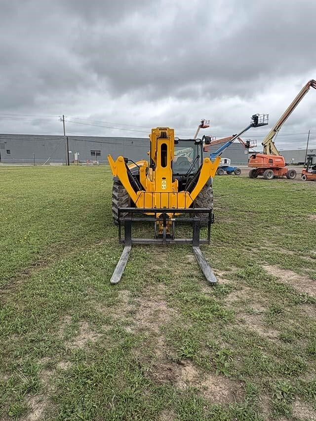 2016 JCB 510-56-7