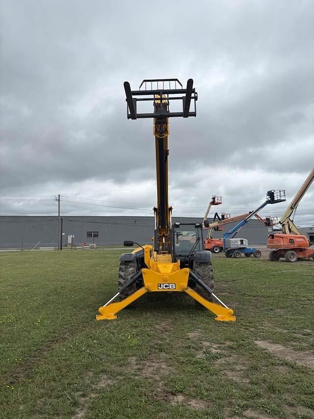 2016 JCB 510-56-13