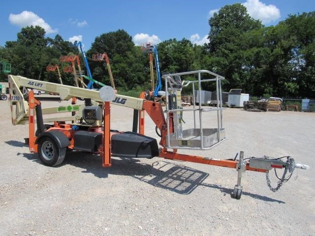 2019 JLG T350-4
