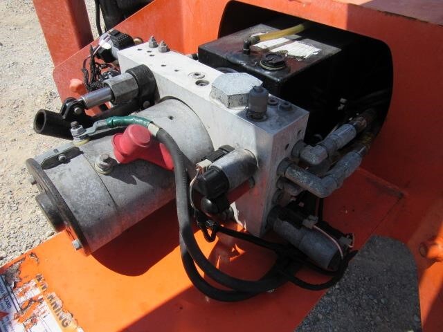 2019 JLG T350-22