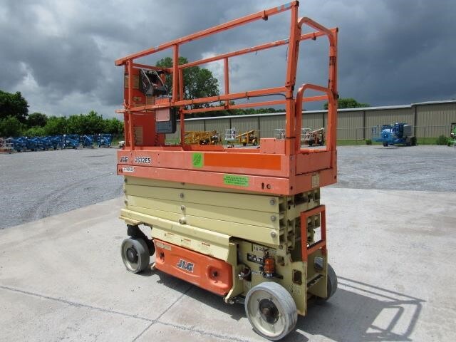 2019 JLG 2632ES-8