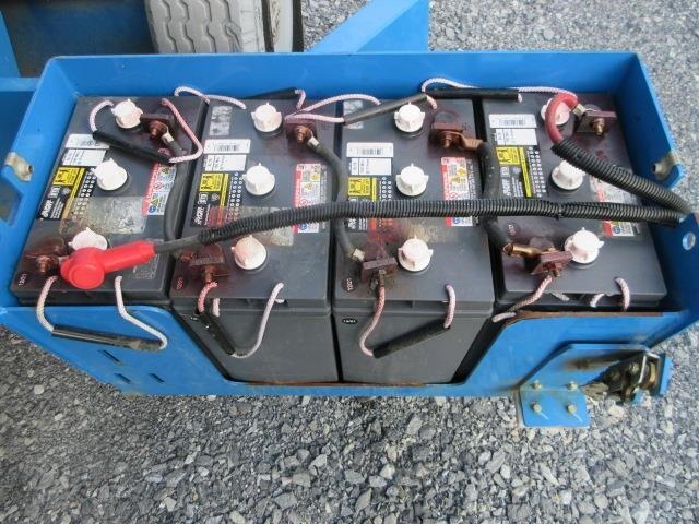 2016 Genie Z-45/25J DC-20