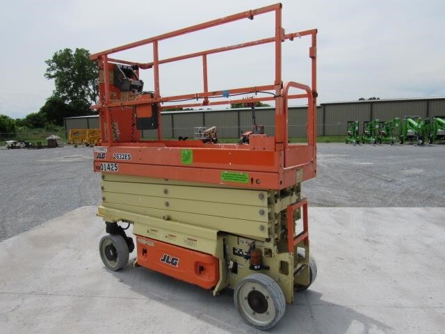 2019 JLG 2632ES-4
