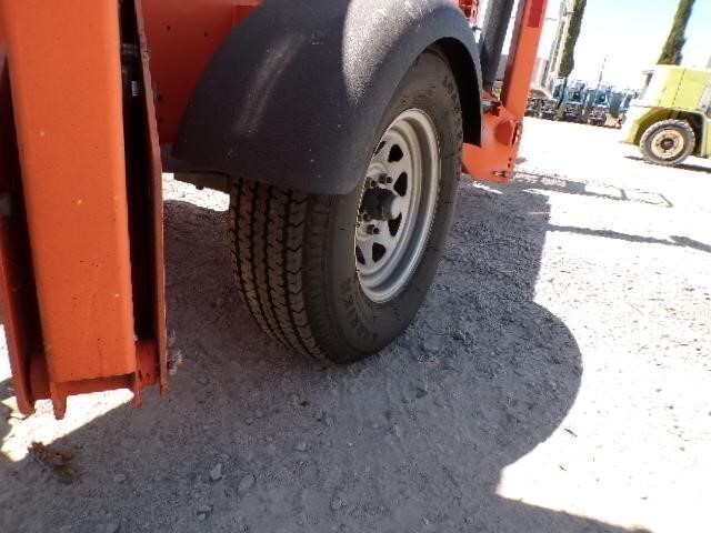 2019 JLG T350-8