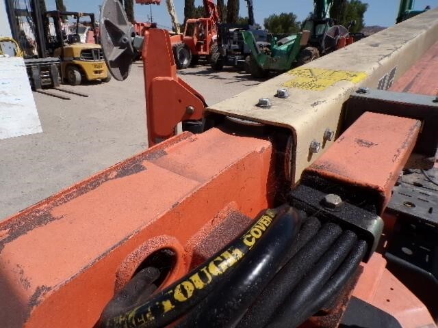 2019 JLG T350-13