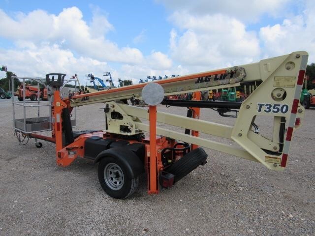 2020 JLG T350-8