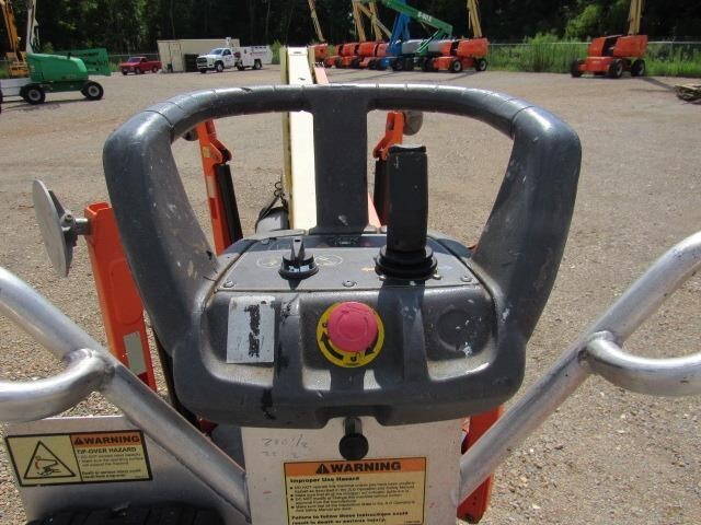 2020 JLG T350-11