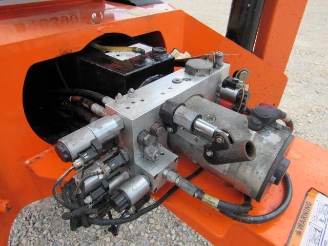 2019 JLG T500J-18