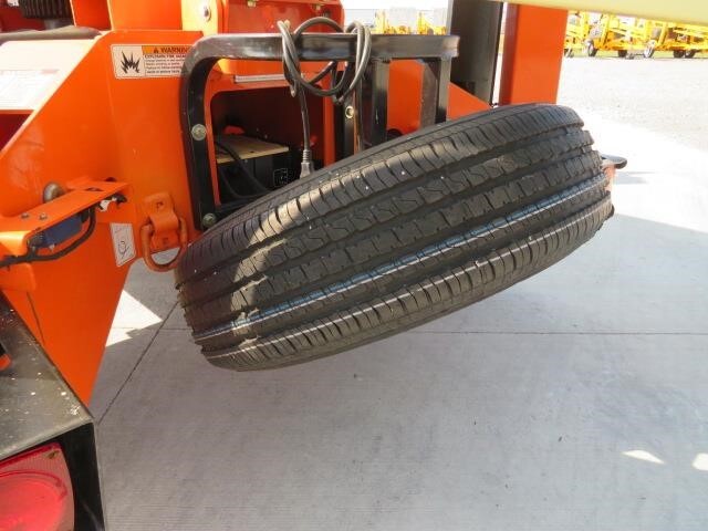 2019 JLG T500J-11