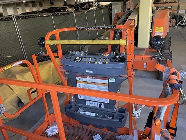 2018 JLG 340AJ-3