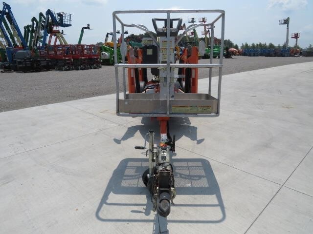 2019 JLG T350-3