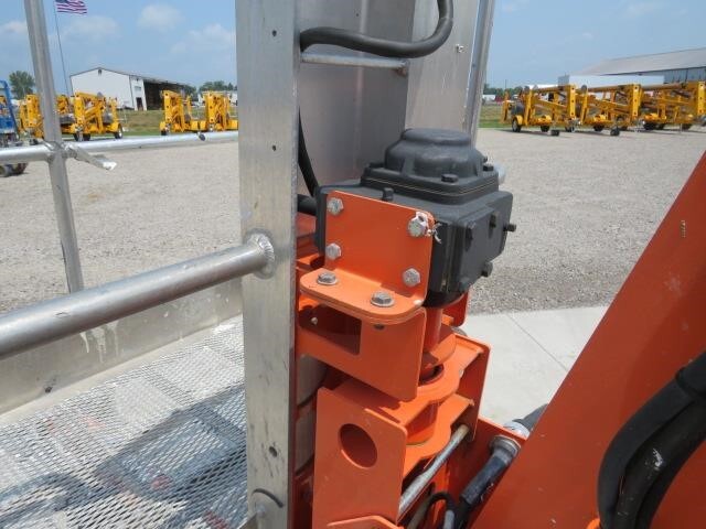 2019 JLG T350-18