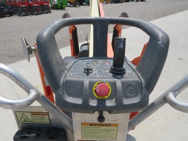 2019 JLG T350-20