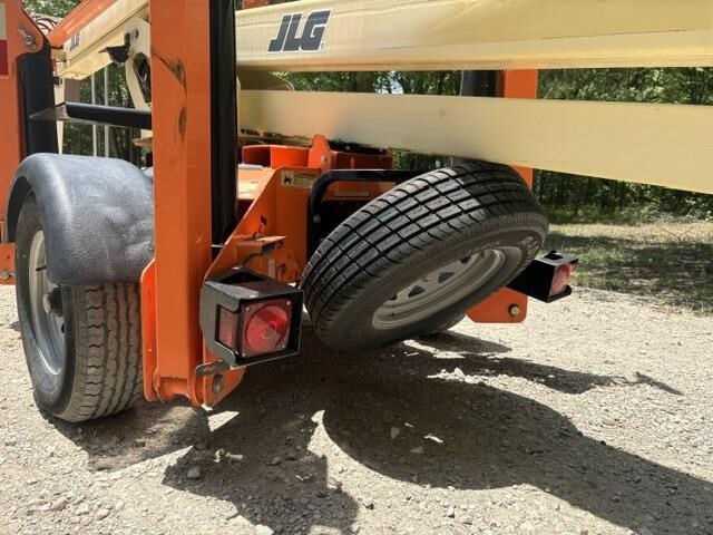 2019 JLG T500J-8