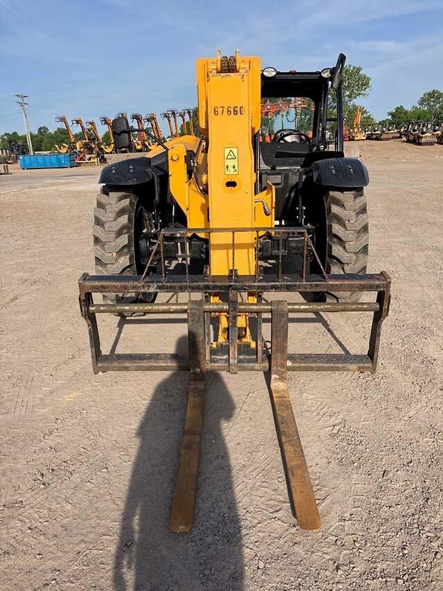 2021 JCB 509-42-4