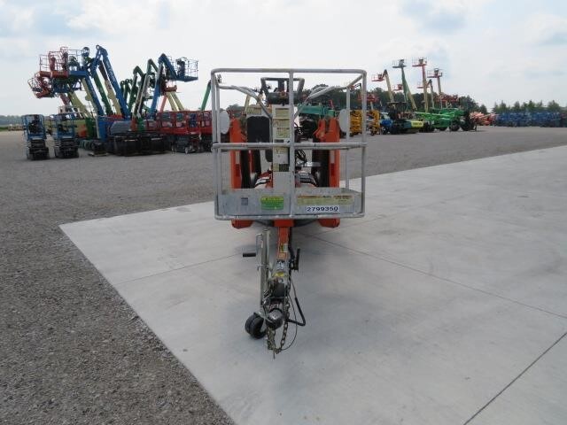 2019 JLG T350-3