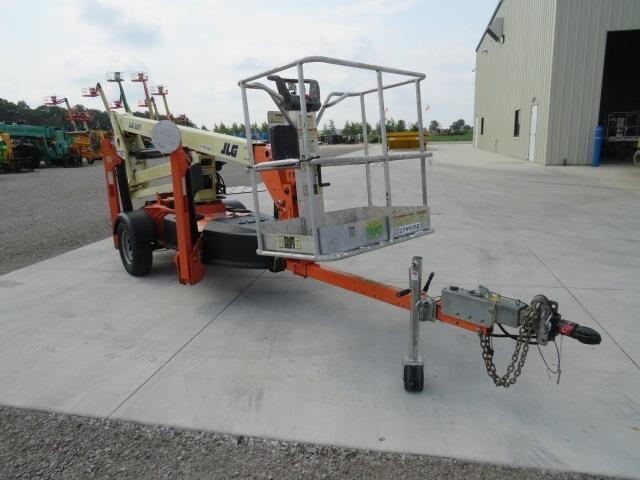 2019 JLG T350-4