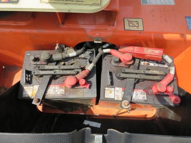 2019 JLG T350-12
