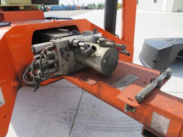 2019 JLG T350-16