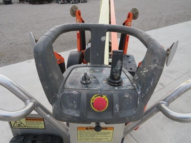 2019 JLG T350-20