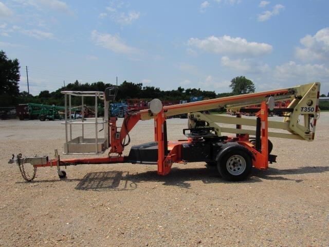 2019 JLG T350
