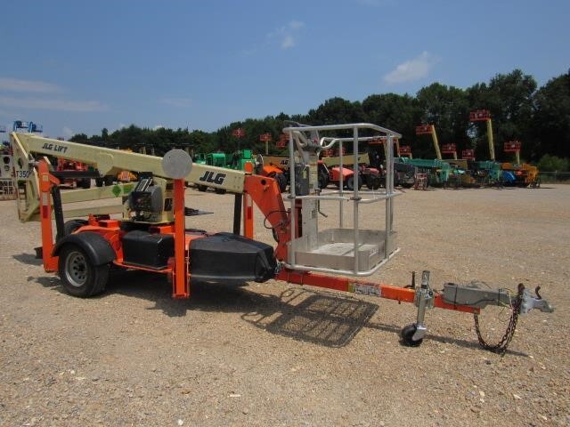 2019 JLG T350-4