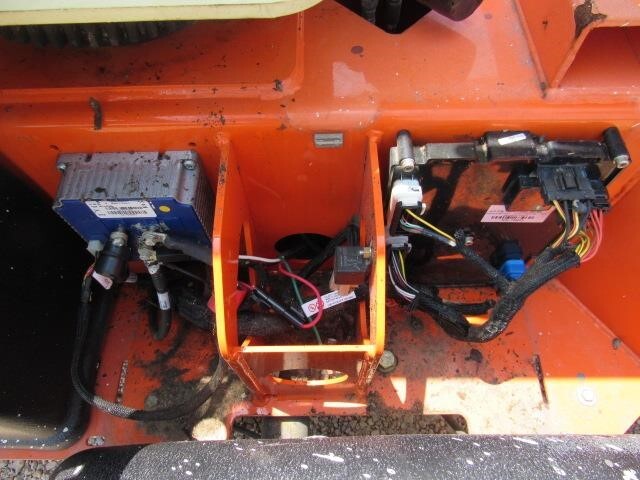 2019 JLG T350-18