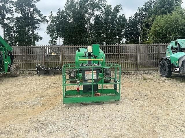 2017 JLG 450AJ-3