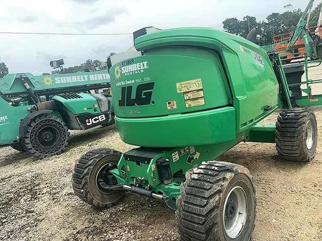 2017 JLG 450AJ-6