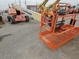 2018 JLG 800S-2