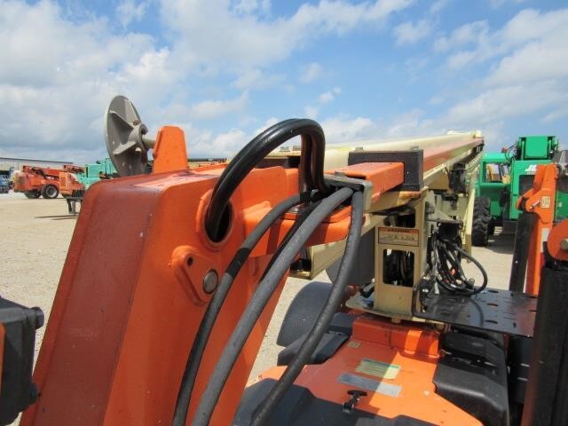2019 JLG T350-14