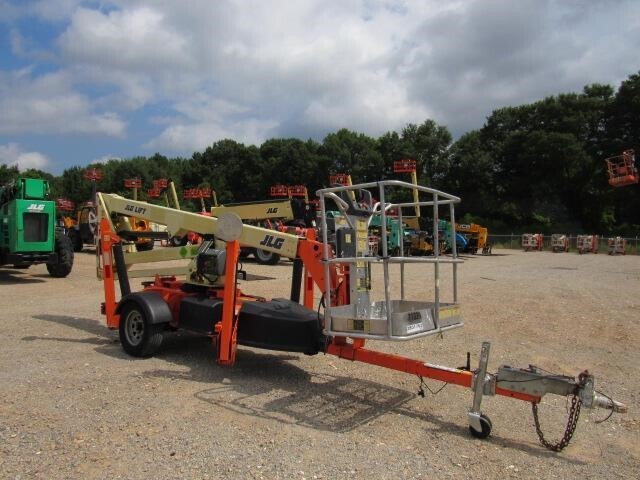 2019 JLG T350-4