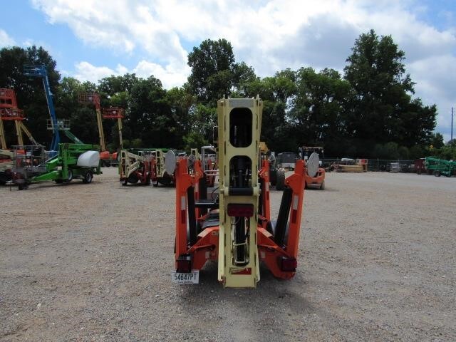 2019 JLG T350-7