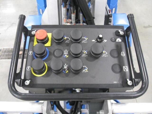 2025 Genie TZ-50-9