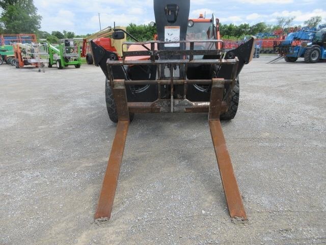 2017 JLG 1055-5