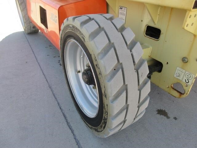 2018 JLG 4069LE-8