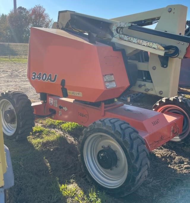 2018 JLG 340AJ-3