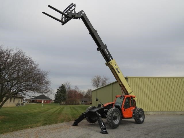2025 JLG 1055-25
