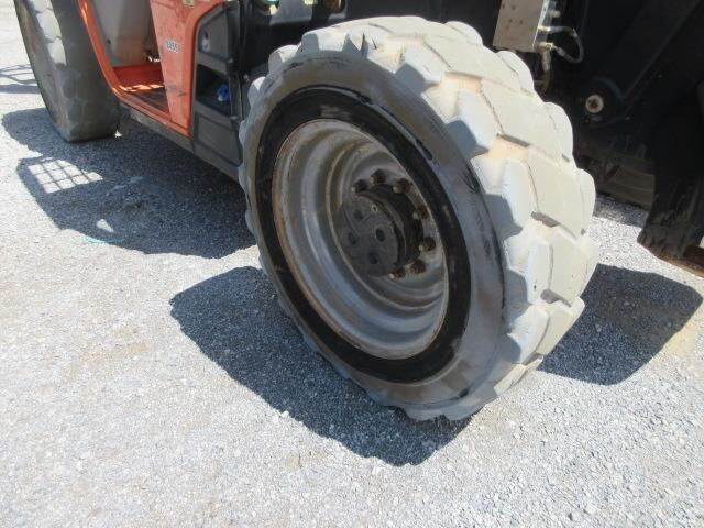2016 JLG 1055-9