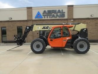 2025 JLG 943