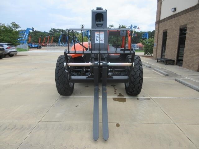 2025 JLG 742-3