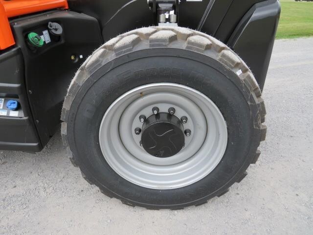2025 JLG 1055-9