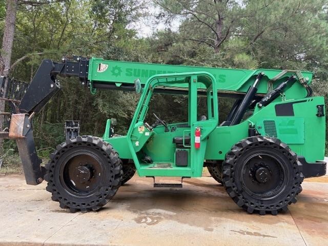 2015 SkyTrak 10054