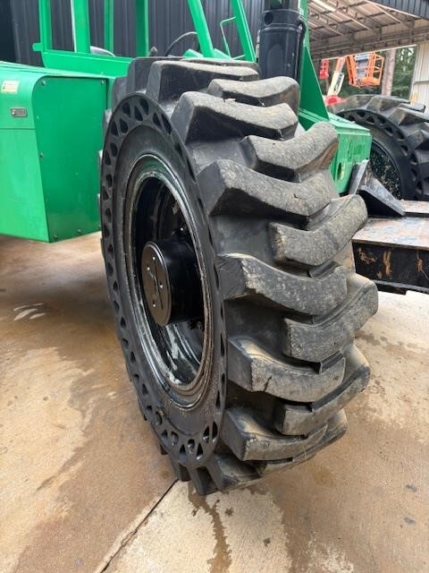 2015 SkyTrak 10054-8